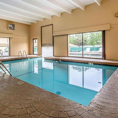 Rodeway Inn Lawton Esterno foto