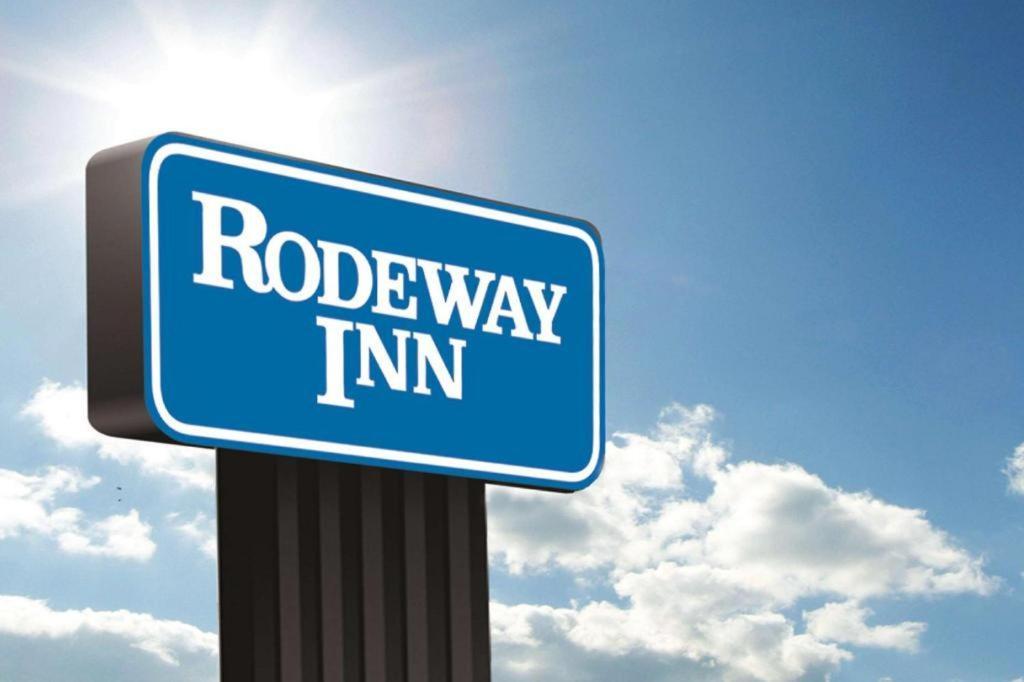 Rodeway Inn Lawton Esterno foto